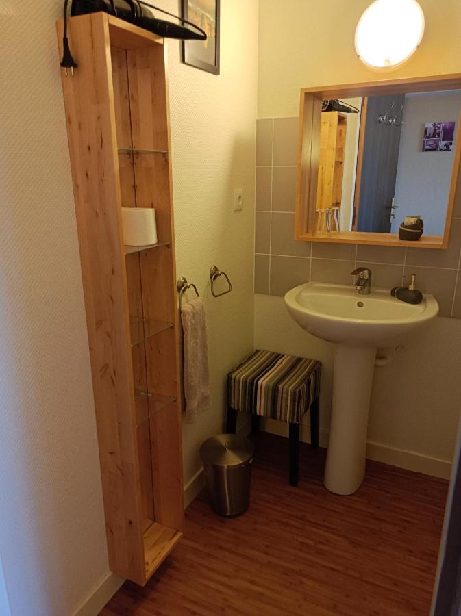 Les Pierres Folles Bed & Breakfast Rozier-en-Donzy Eksteriør bilde